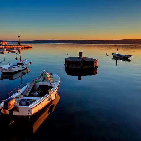 Vikendica Stone House