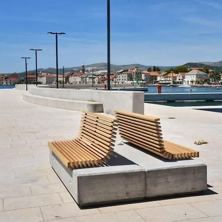 Stone House Kastela