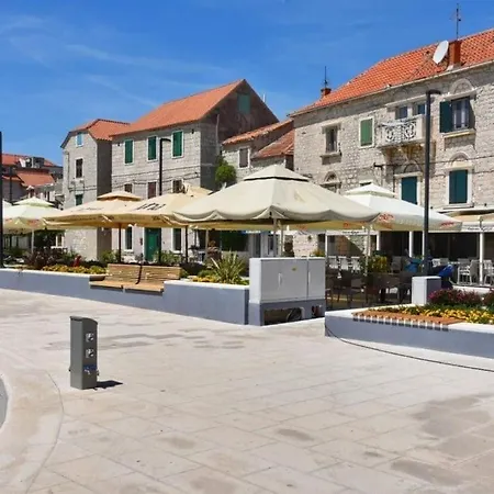 Stone House Vikendica