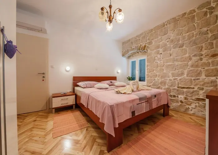 Stone House Semesterbostad Kaštela