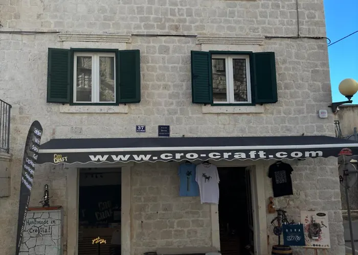 Stone House * Kaštela